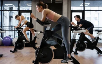 beneficios de hacer zumba y spinning