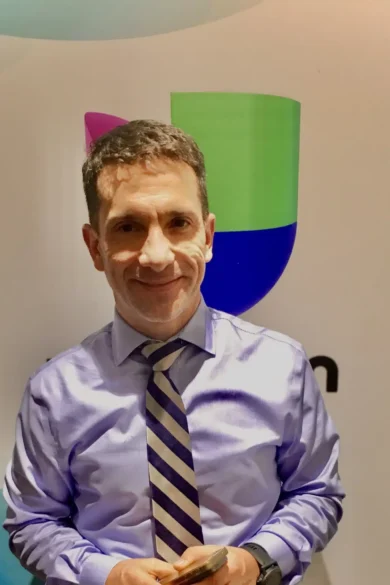 Agente nombrado como el agente de seguros del año en 2017 por Univision Kansas